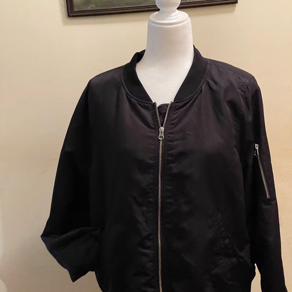 Forever 21 Satin Black Bomber Jacket - Picture 2 of 6